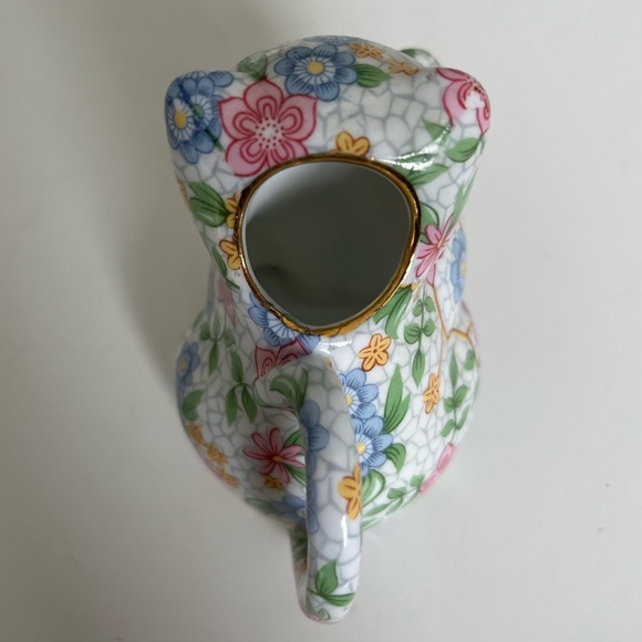 Chintz Alexandra Two’s Company Porcelain Floral Cat Mini Pitcher Creamer - Picture 6 of 9